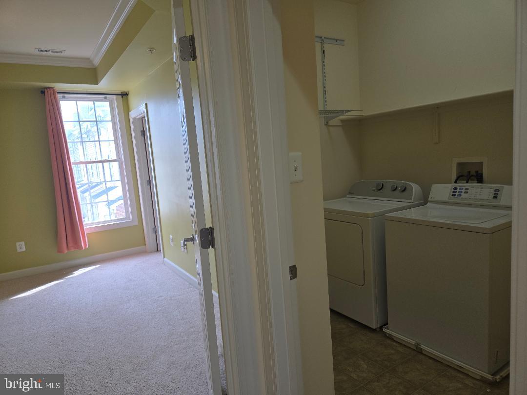 HIDDEN CREEK - Residential Lease