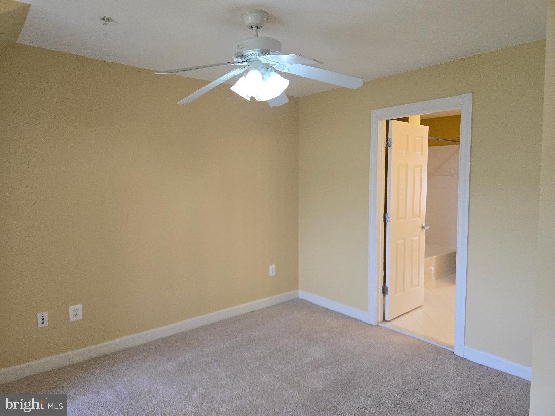 HIDDEN CREEK - Residential Lease