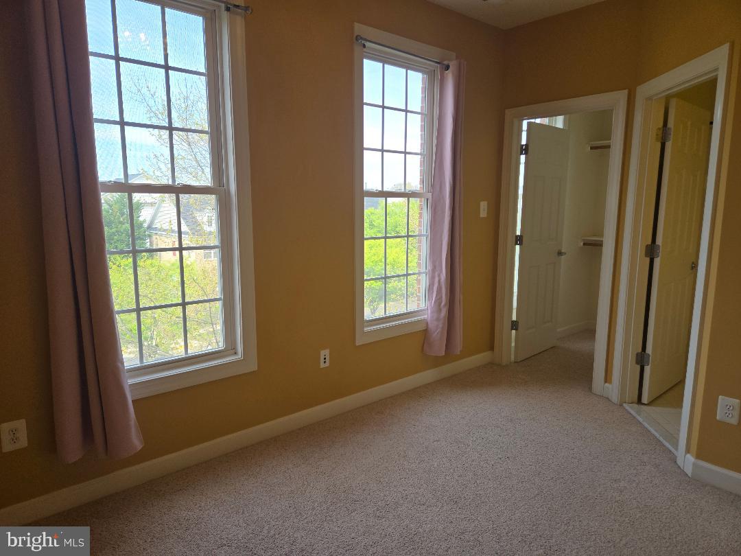 HIDDEN CREEK - Residential Lease