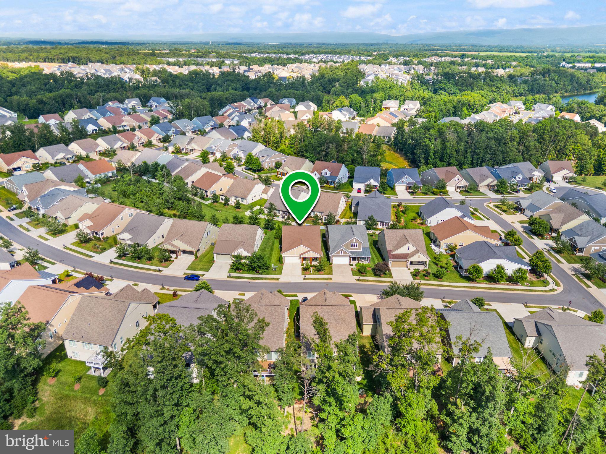 SHENANDOAH, LAKE FREDERICK - Residential