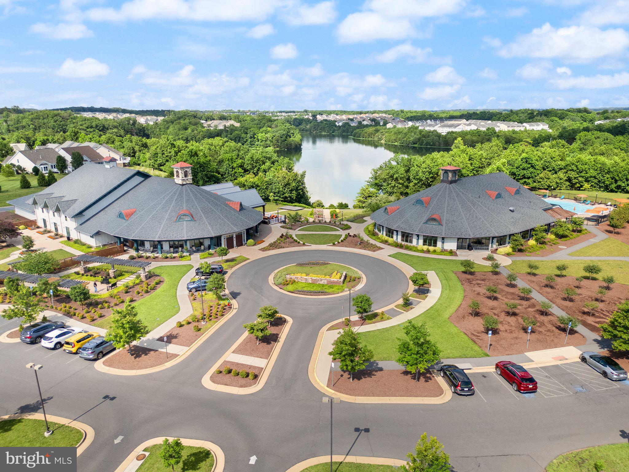 SHENANDOAH, LAKE FREDERICK - Residential