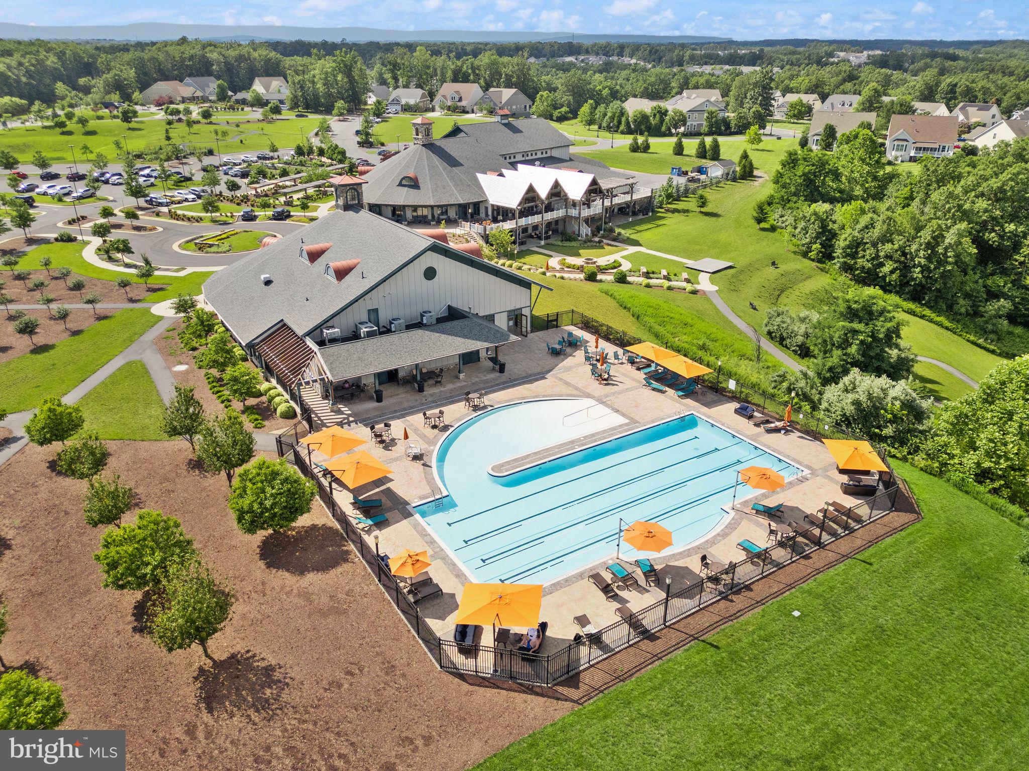 SHENANDOAH, LAKE FREDERICK - Residential