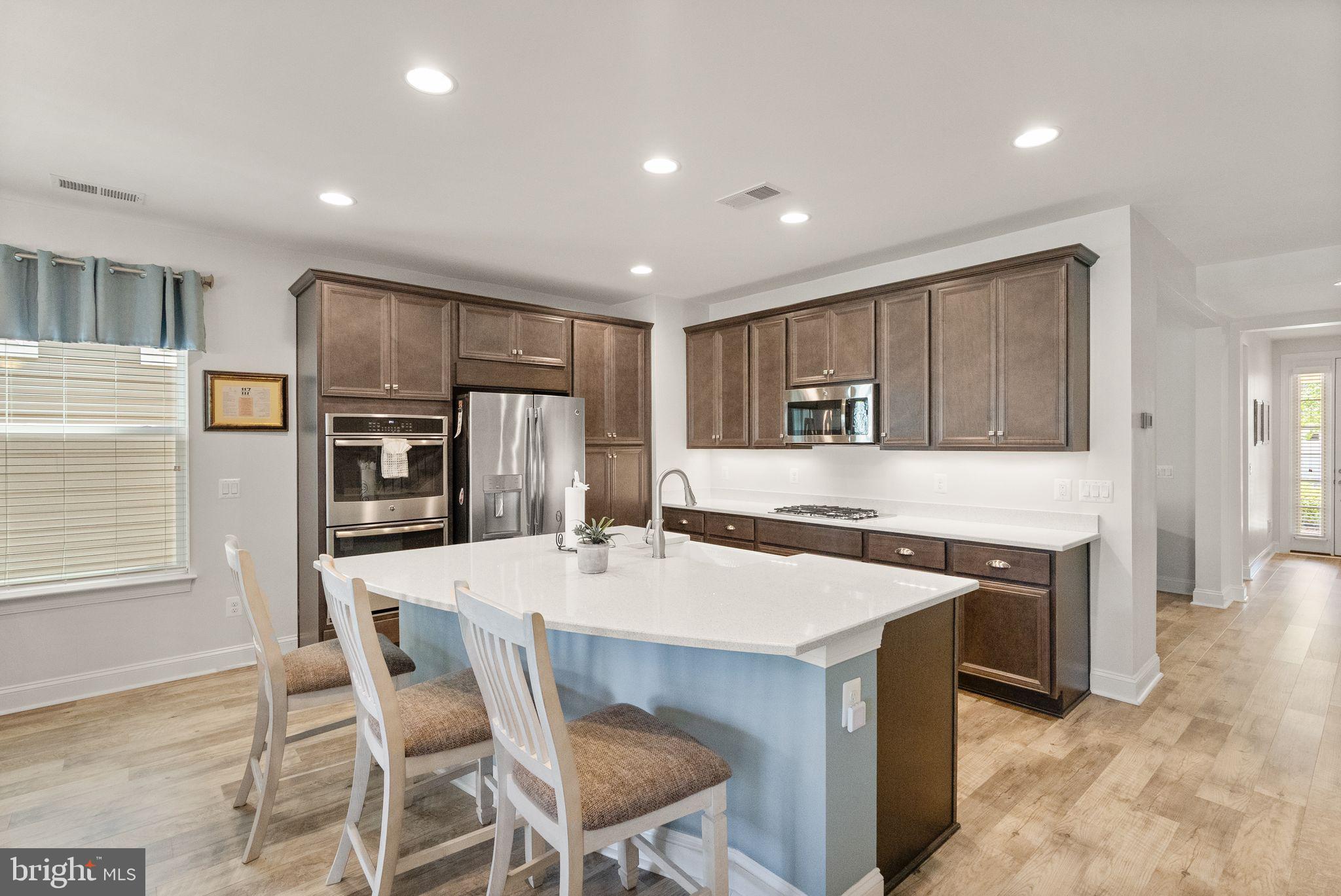 SHENANDOAH, LAKE FREDERICK - Residential