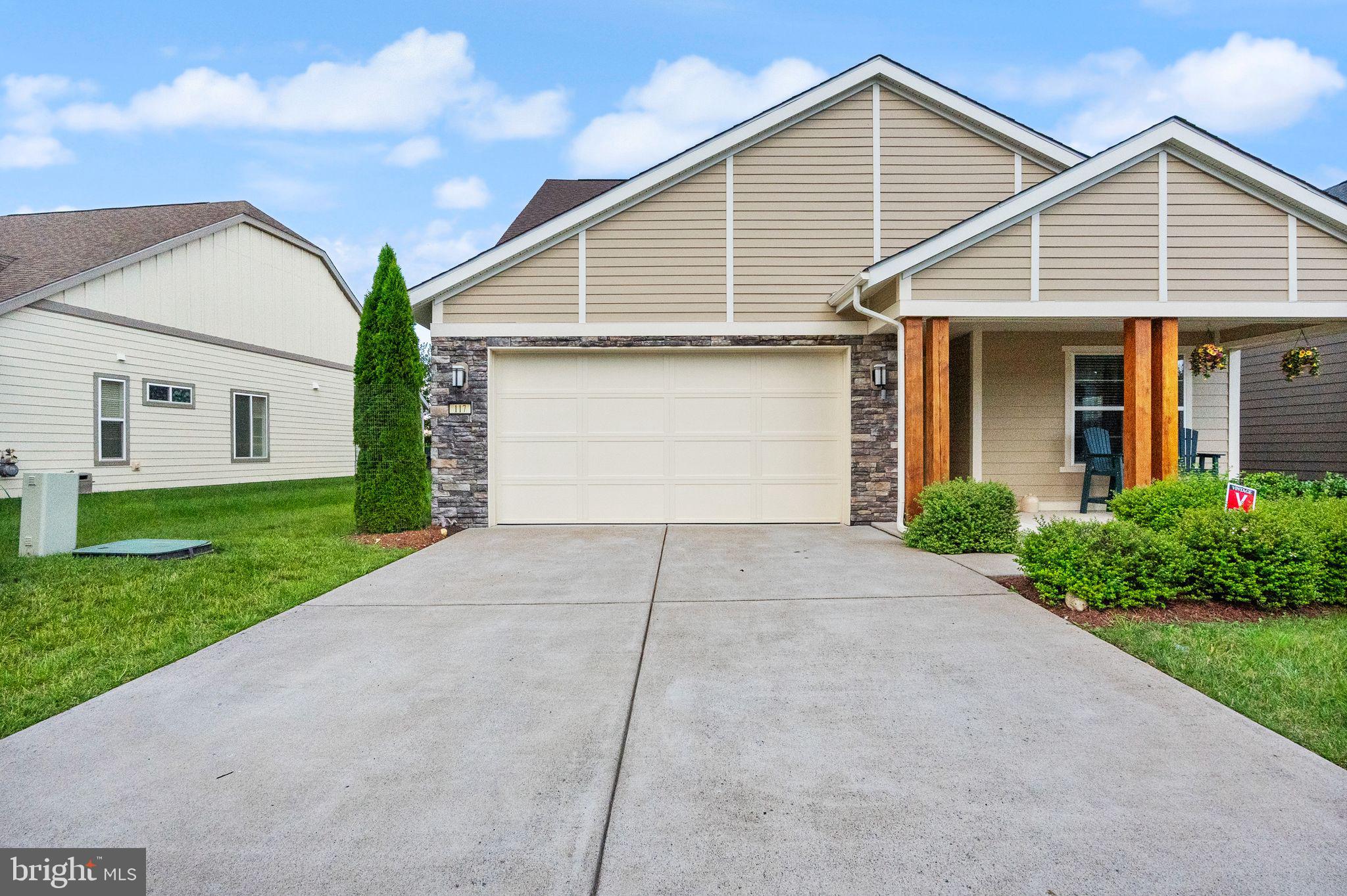 SHENANDOAH, LAKE FREDERICK - Residential