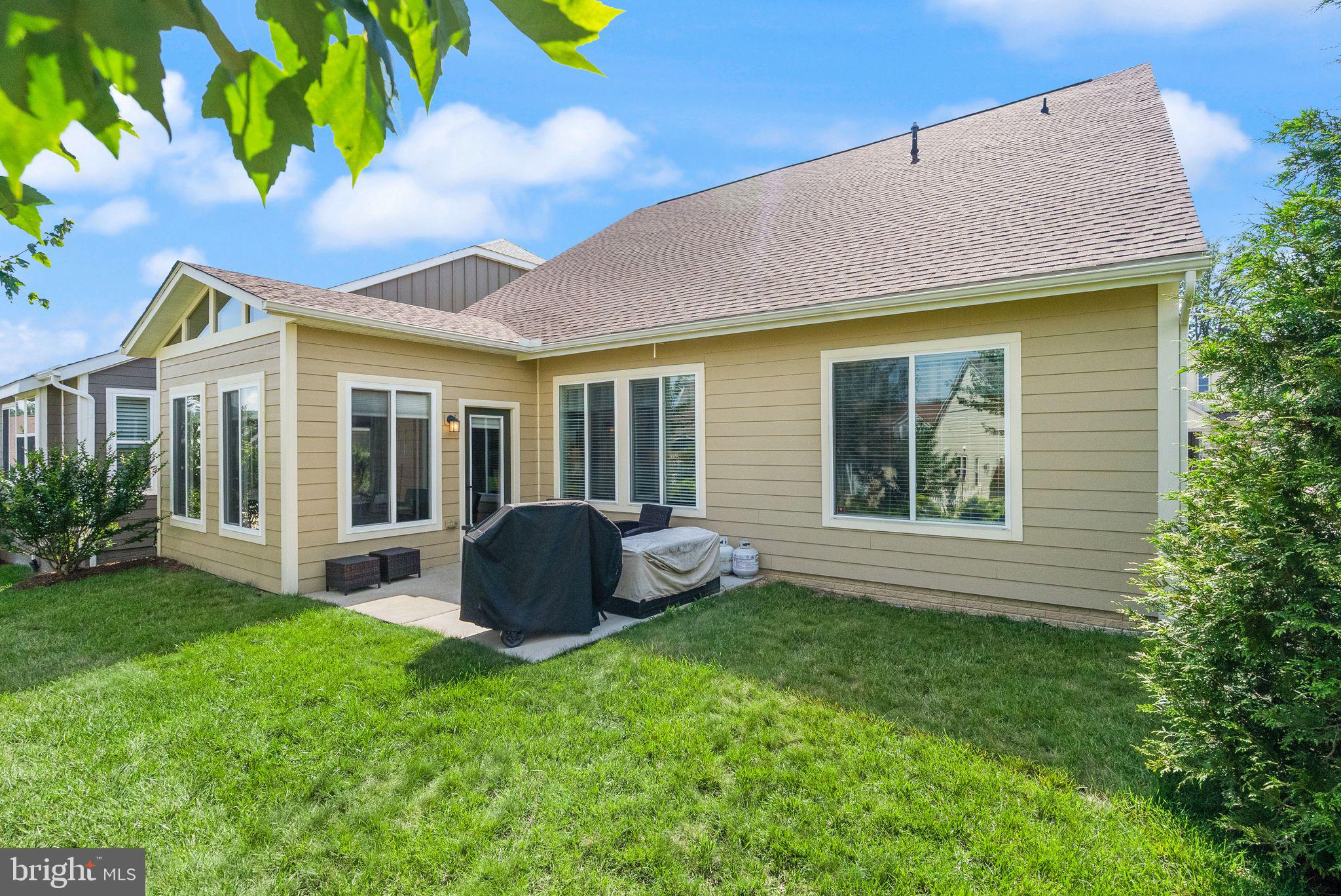 SHENANDOAH, LAKE FREDERICK - Residential