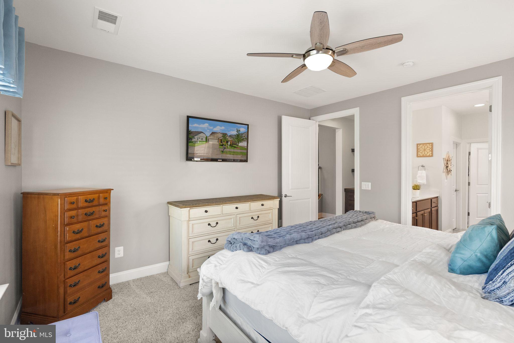 SHENANDOAH, LAKE FREDERICK - Residential