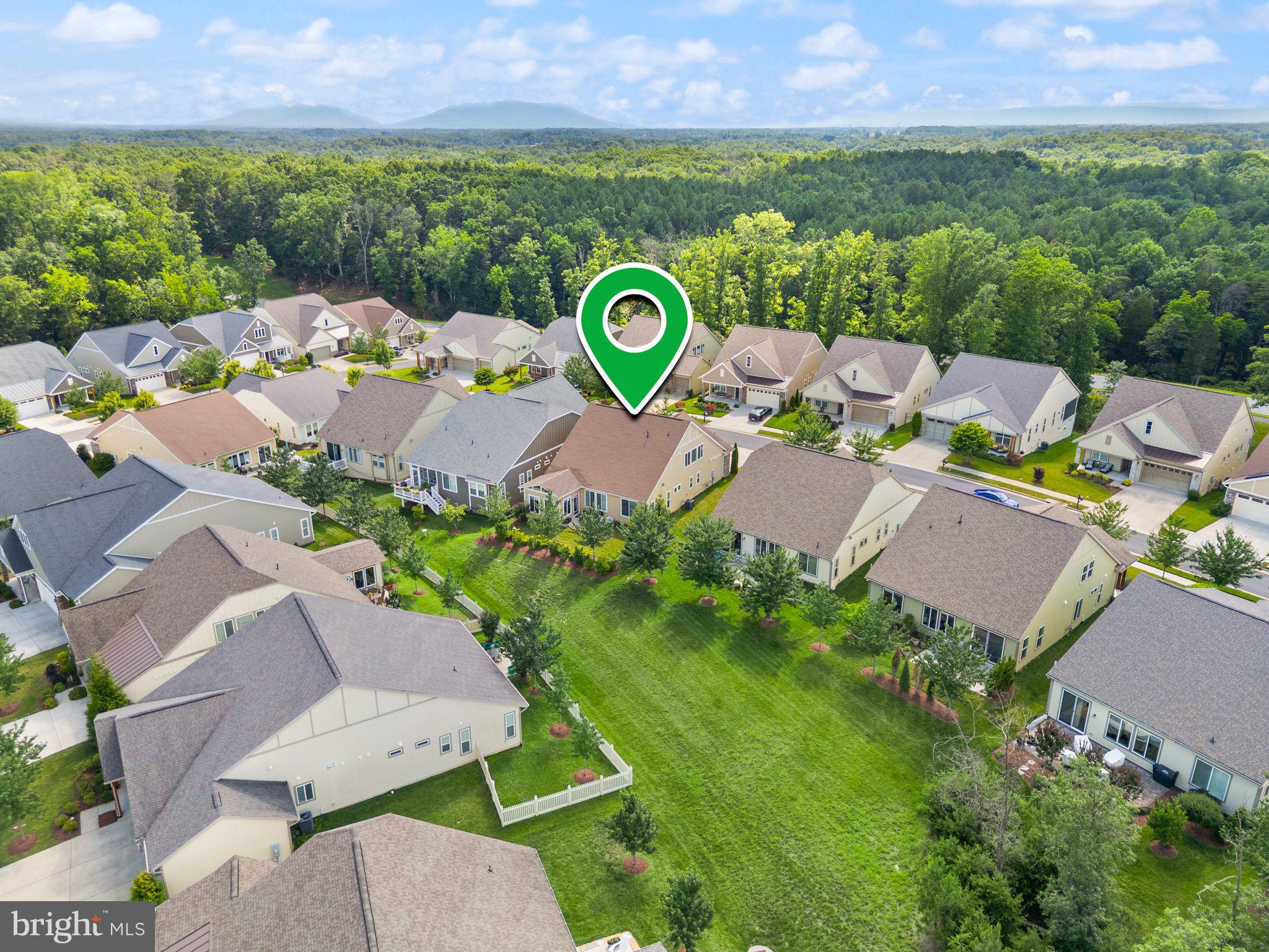 SHENANDOAH, LAKE FREDERICK - Residential