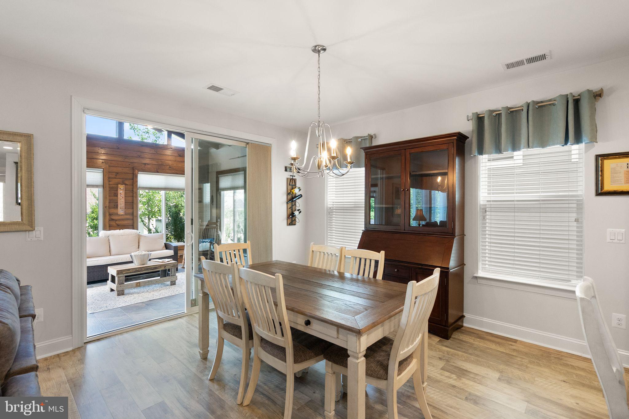 SHENANDOAH, LAKE FREDERICK - Residential