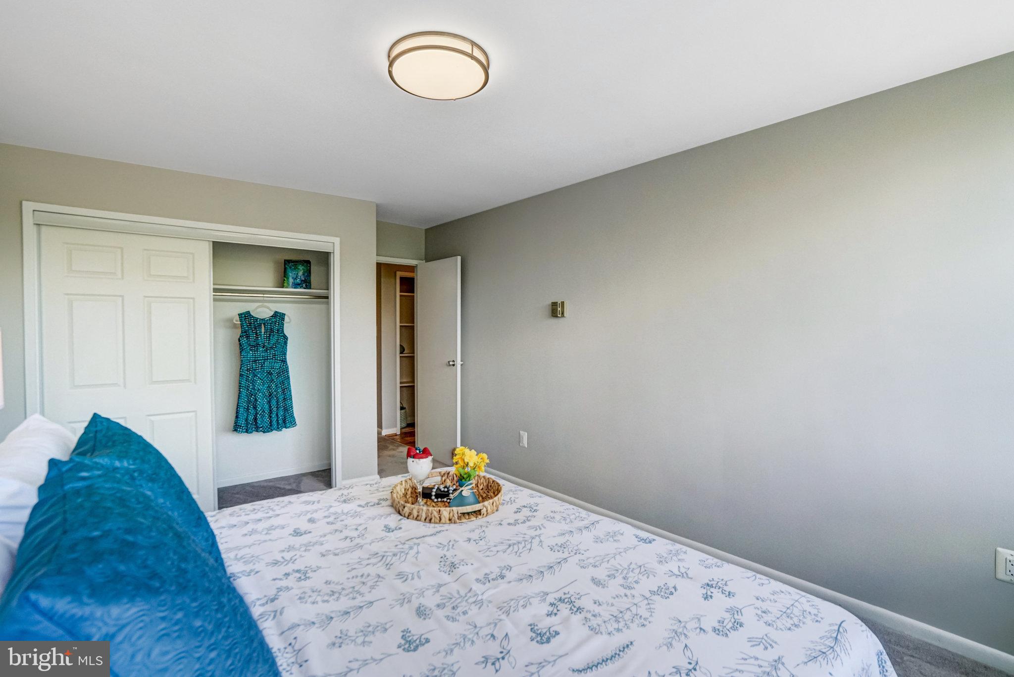 CARLYN PLACE - Residential