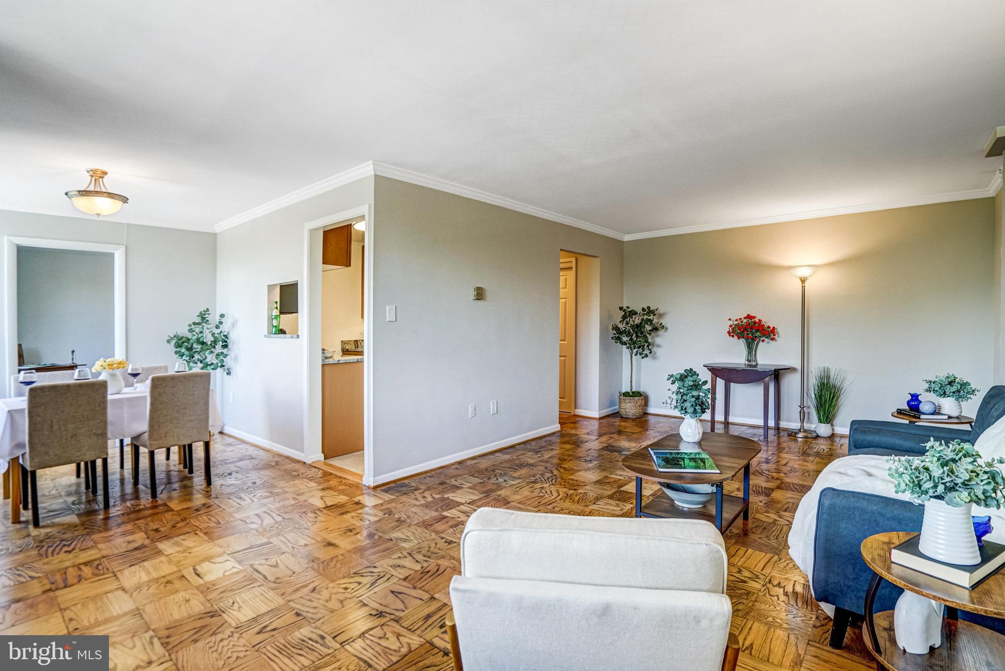 CARLYN PLACE - Residential