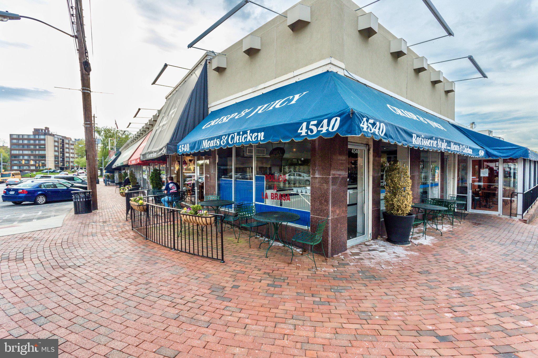 CARLYN PLACE - Residential