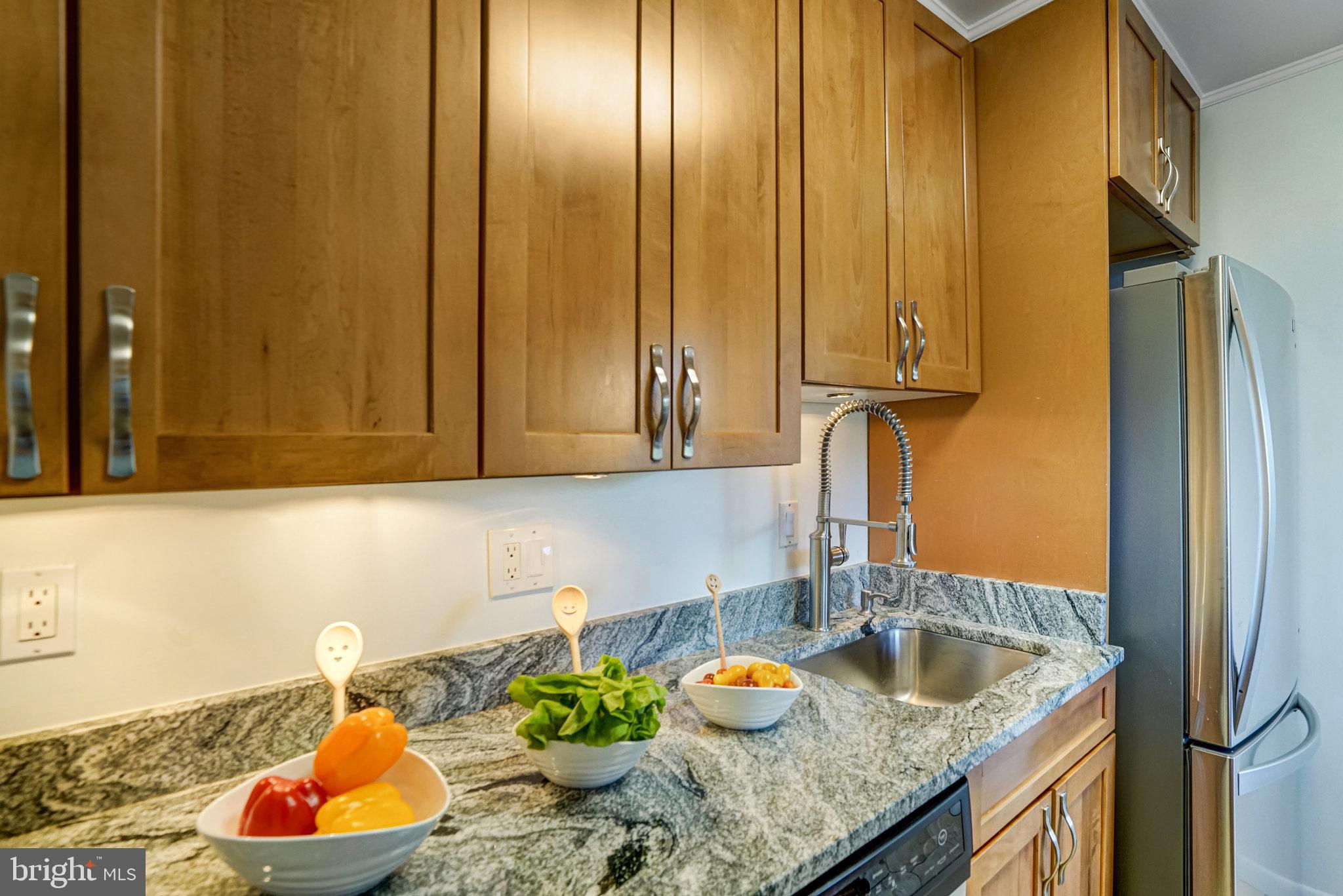 CARLYN PLACE - Residential