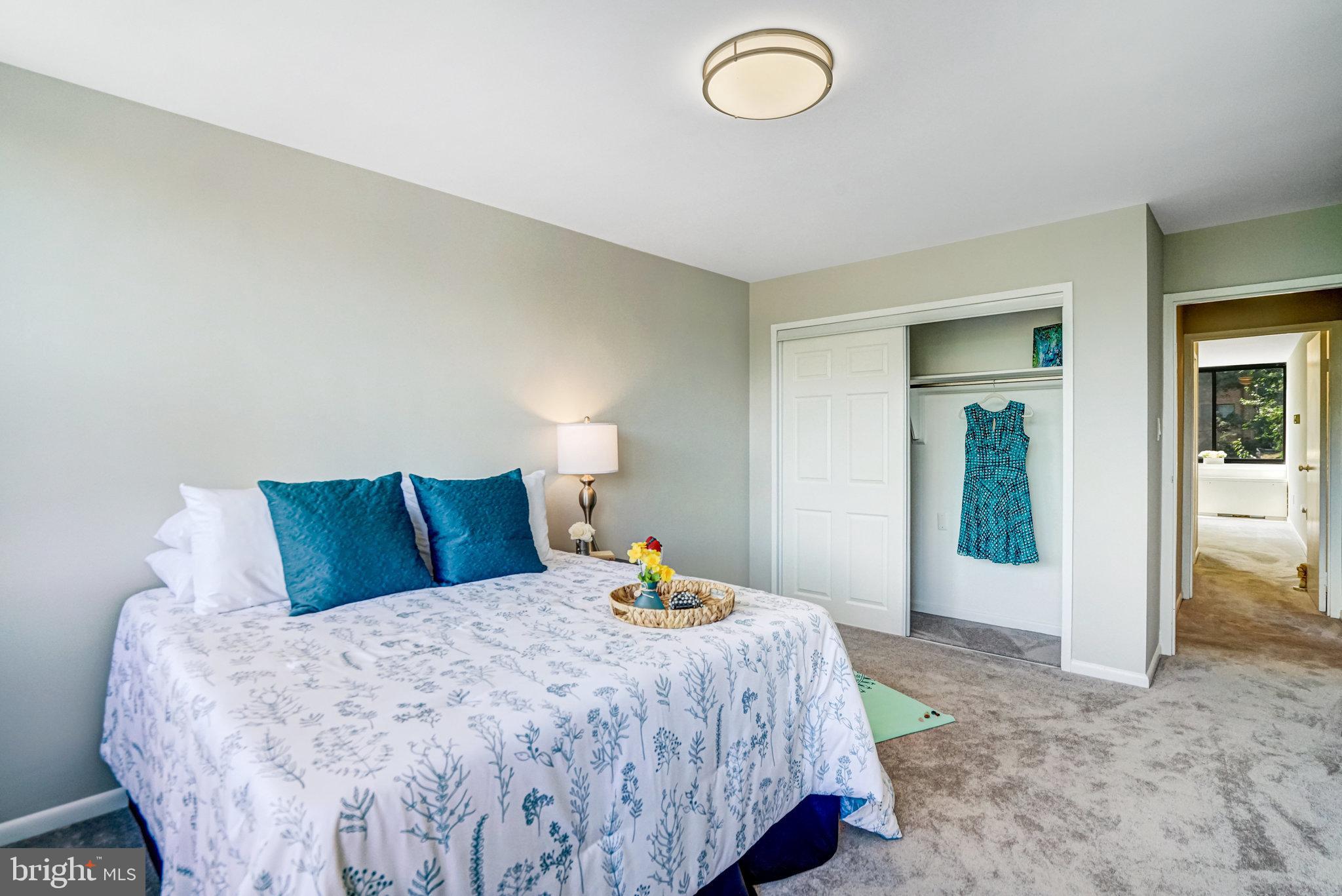 CARLYN PLACE - Residential