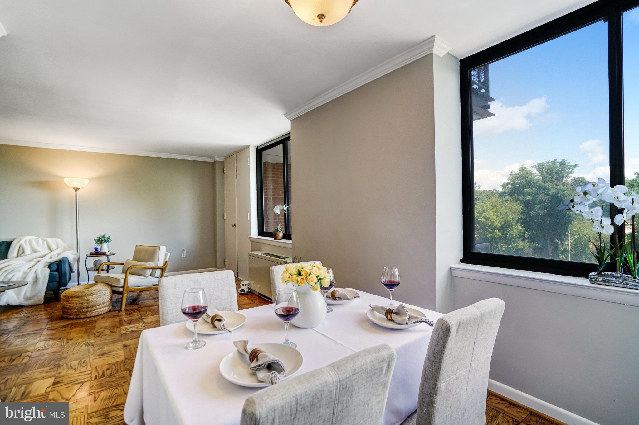 CARLYN PLACE - Residential