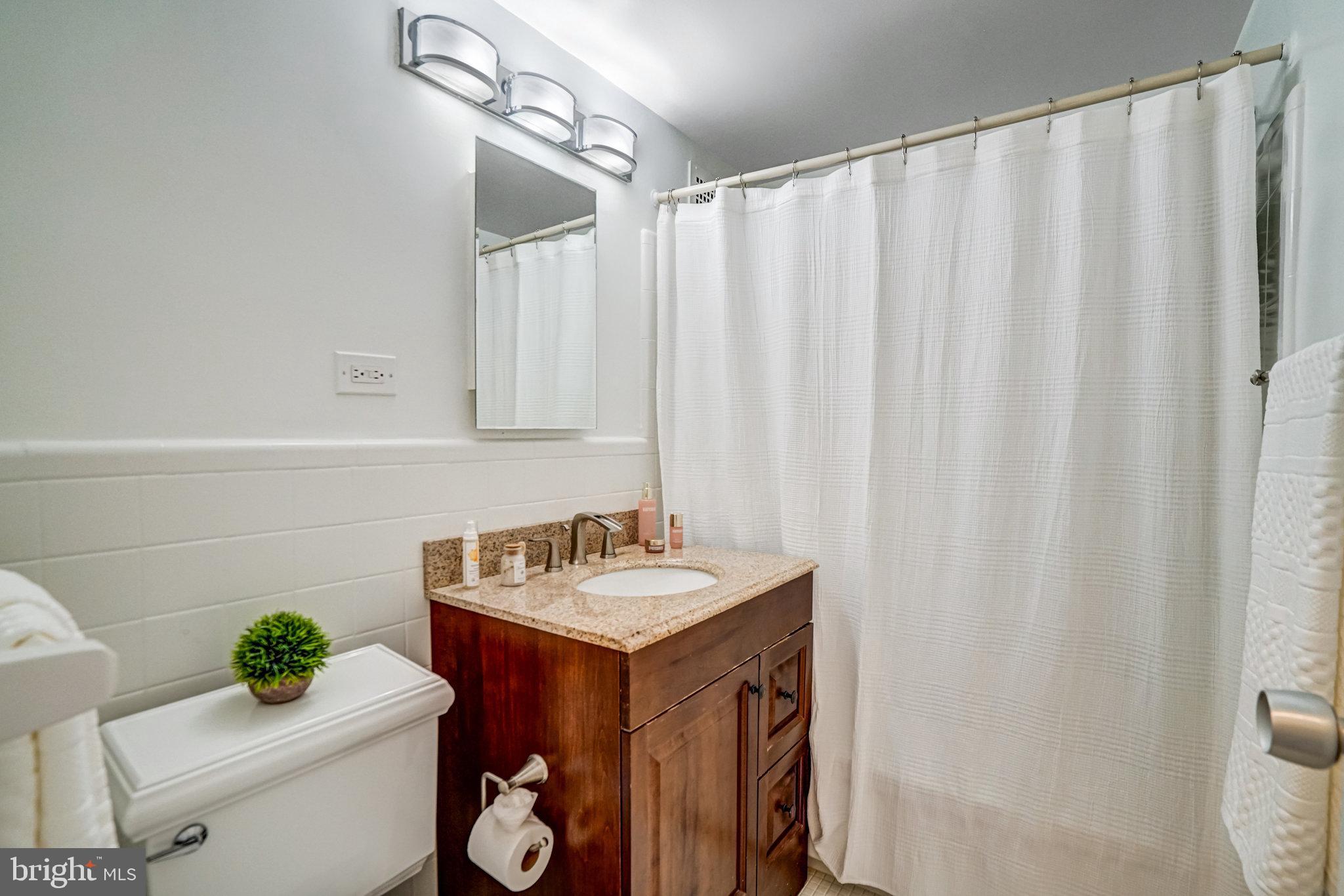 CARLYN PLACE - Residential