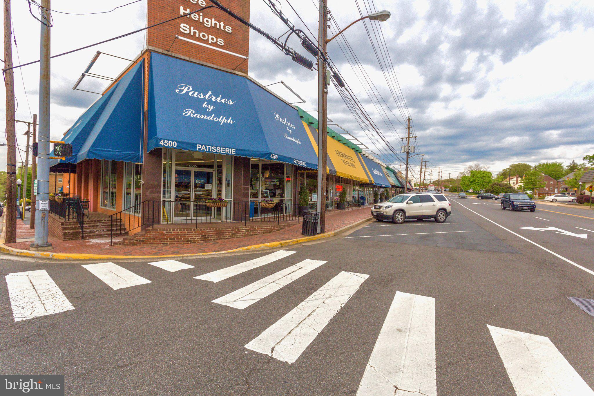 CARLYN PLACE - Residential