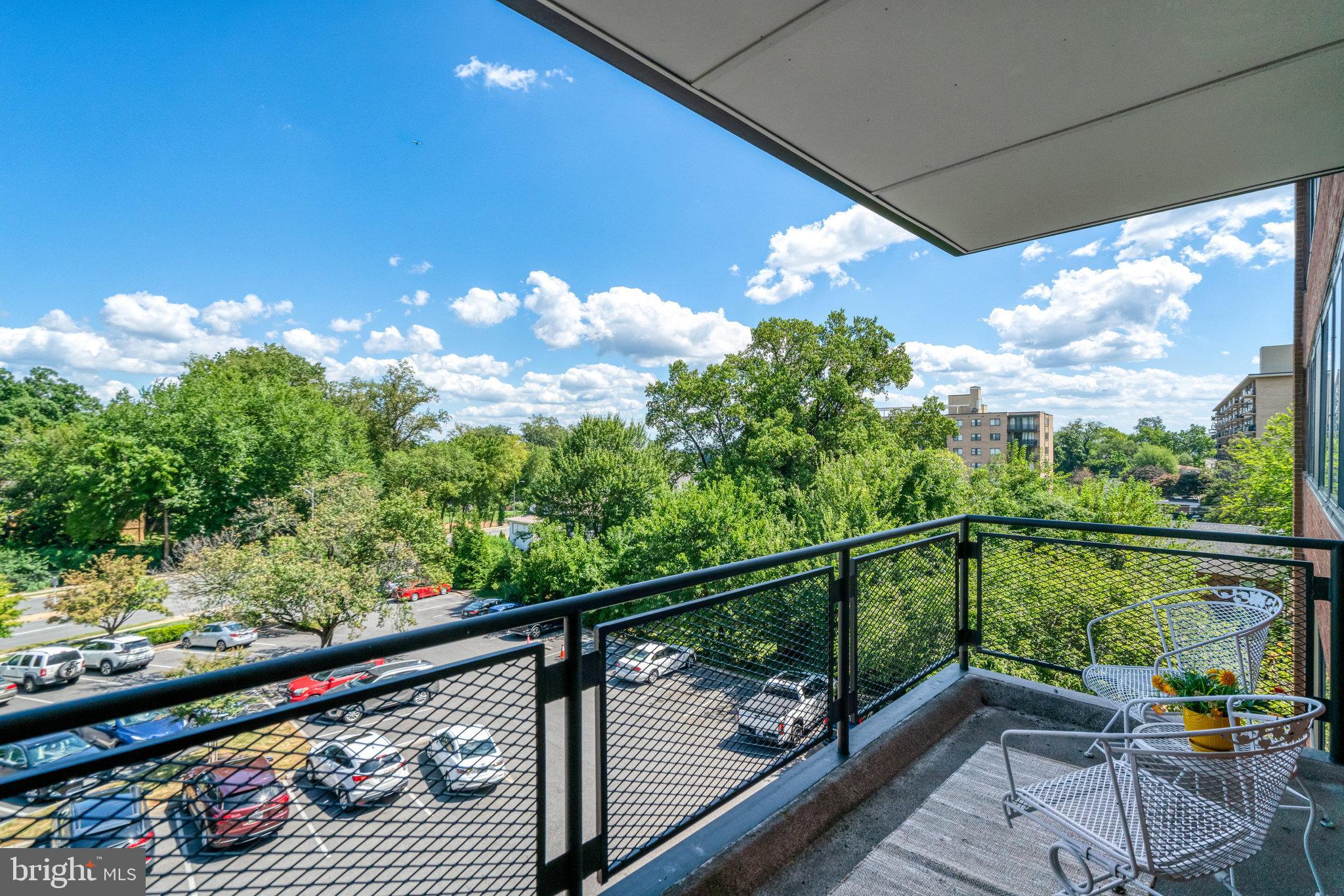 CARLYN PLACE - Residential