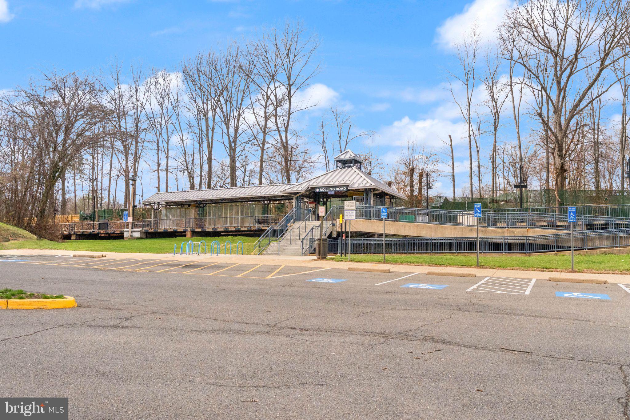 BURKE STATION SQUARE - Residential