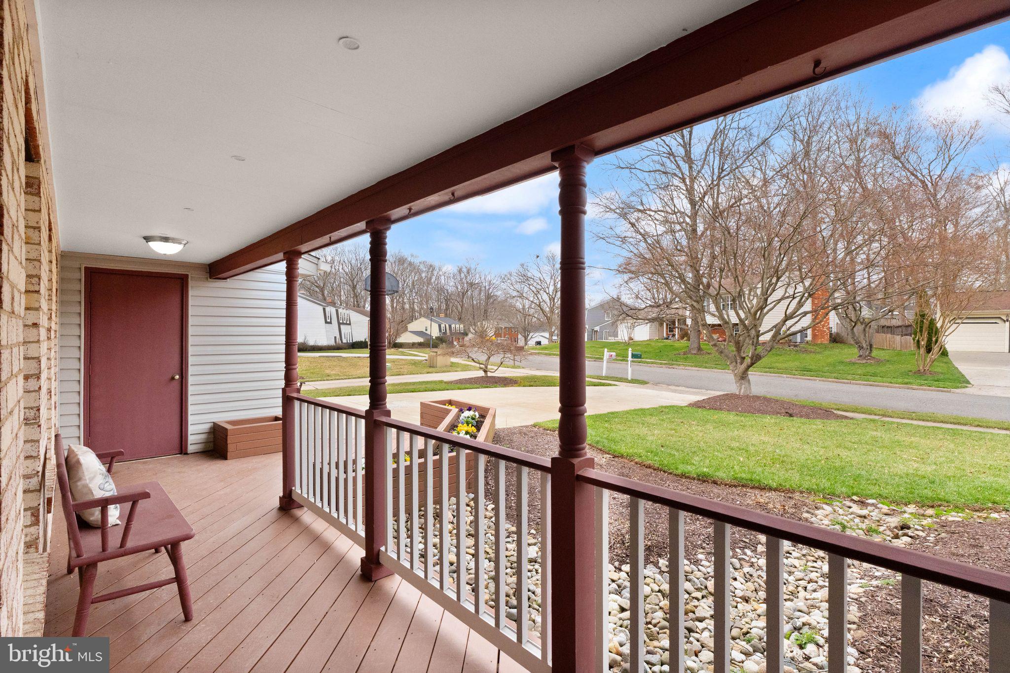 BURKE STATION SQUARE - Residential