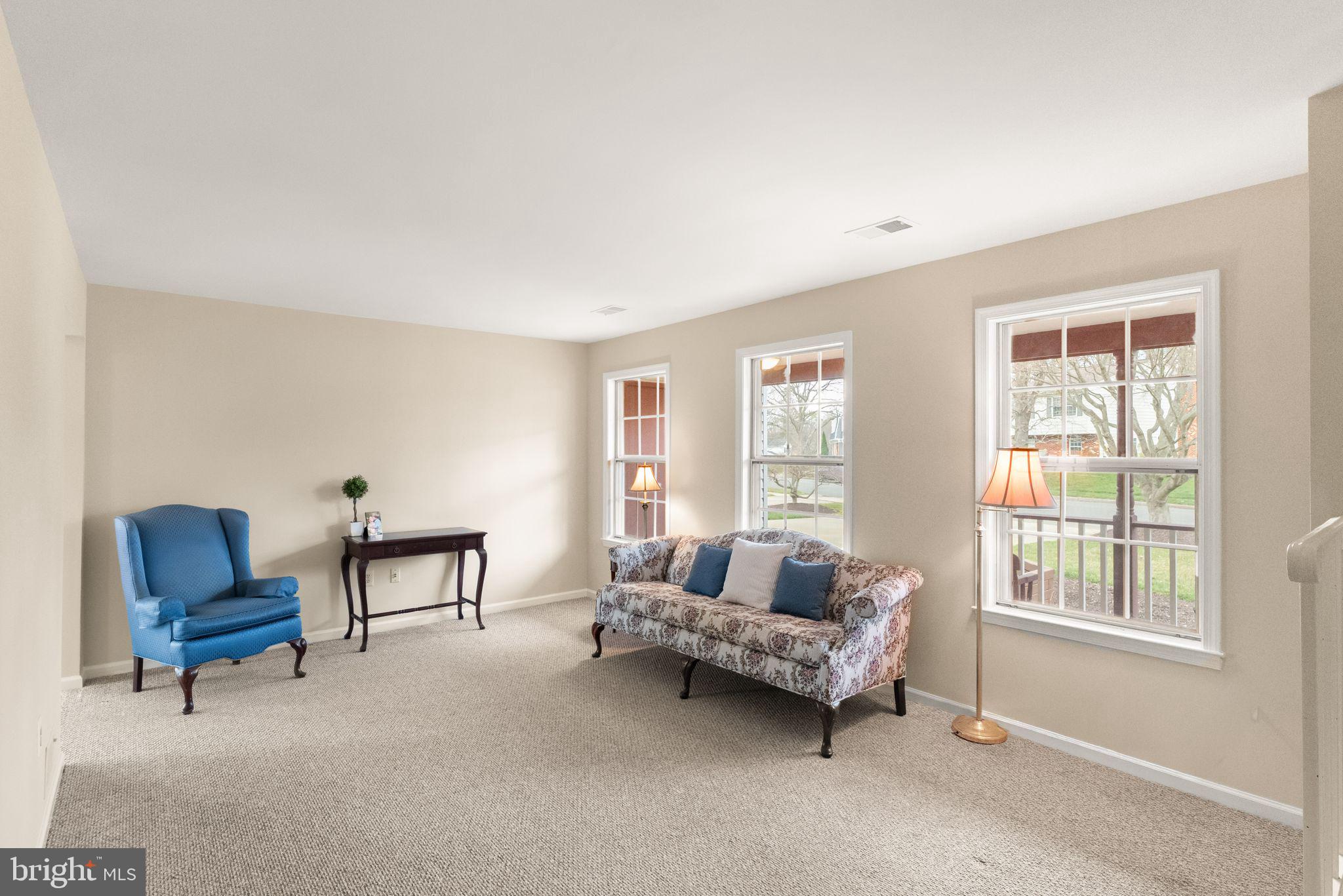 BURKE STATION SQUARE - Residential