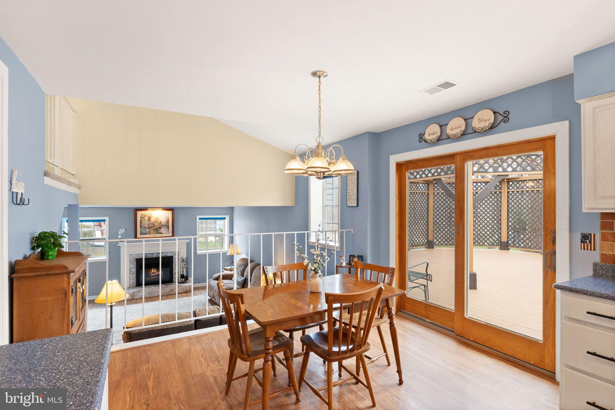 BURKE STATION SQUARE - Residential