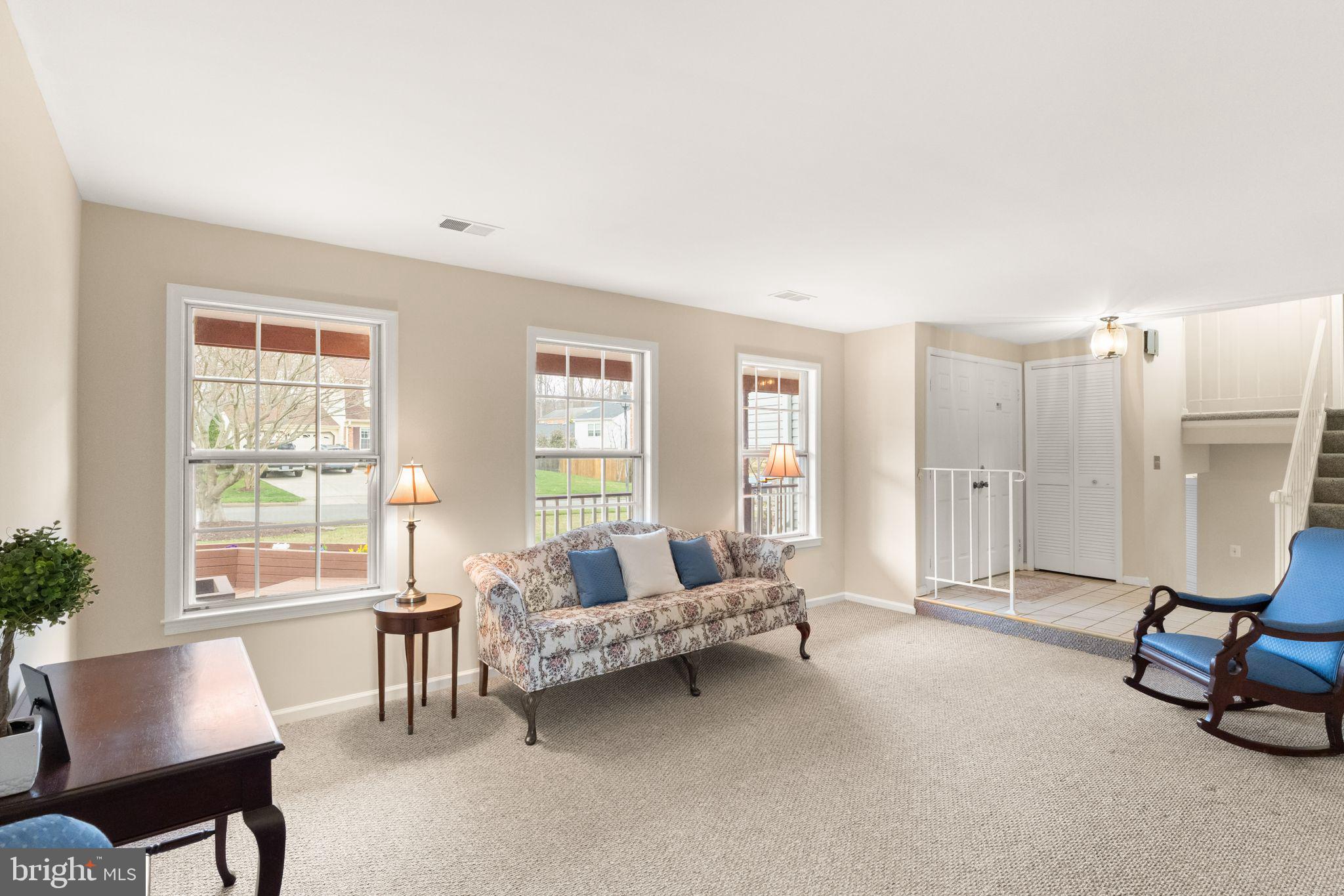 BURKE STATION SQUARE - Residential