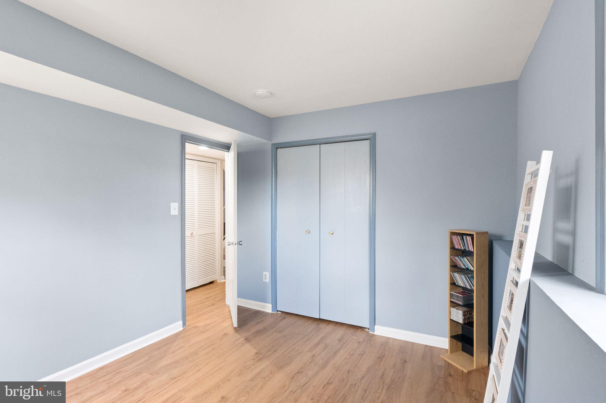 BURKE STATION SQUARE - Residential