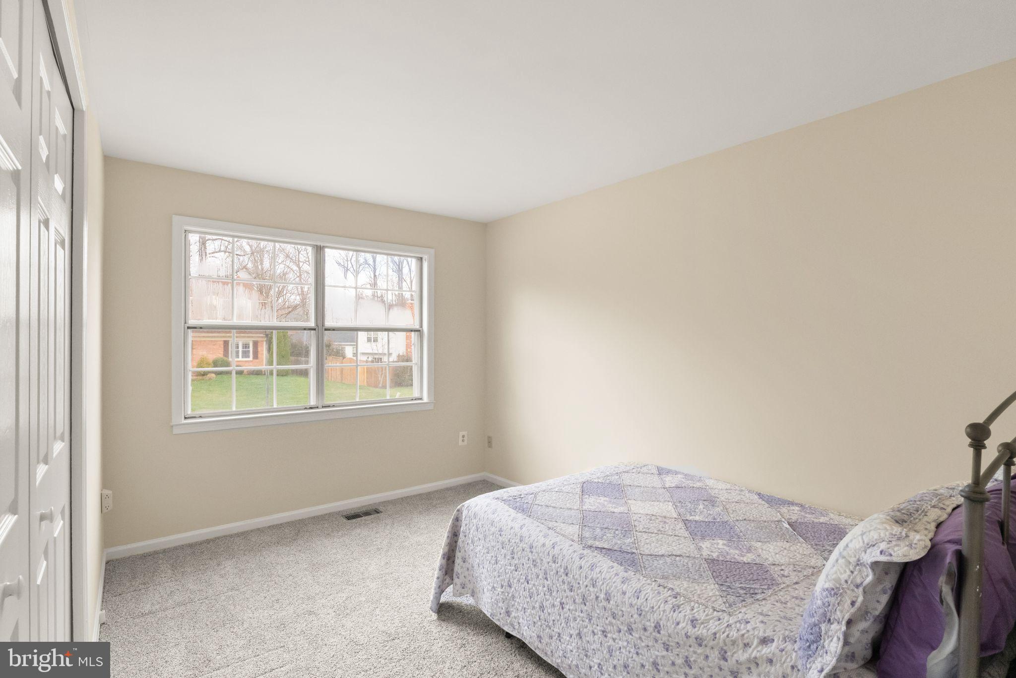 BURKE STATION SQUARE - Residential