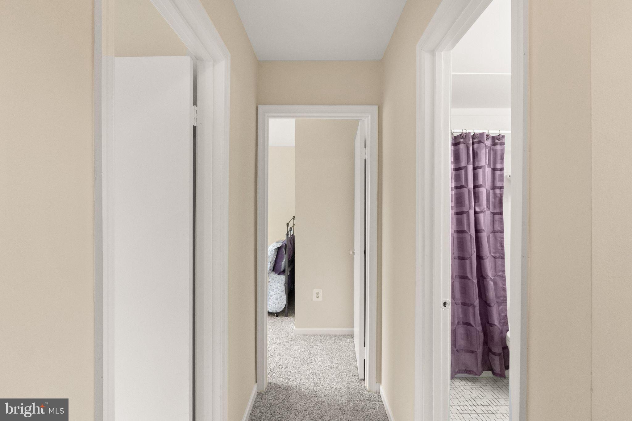 BURKE STATION SQUARE - Residential