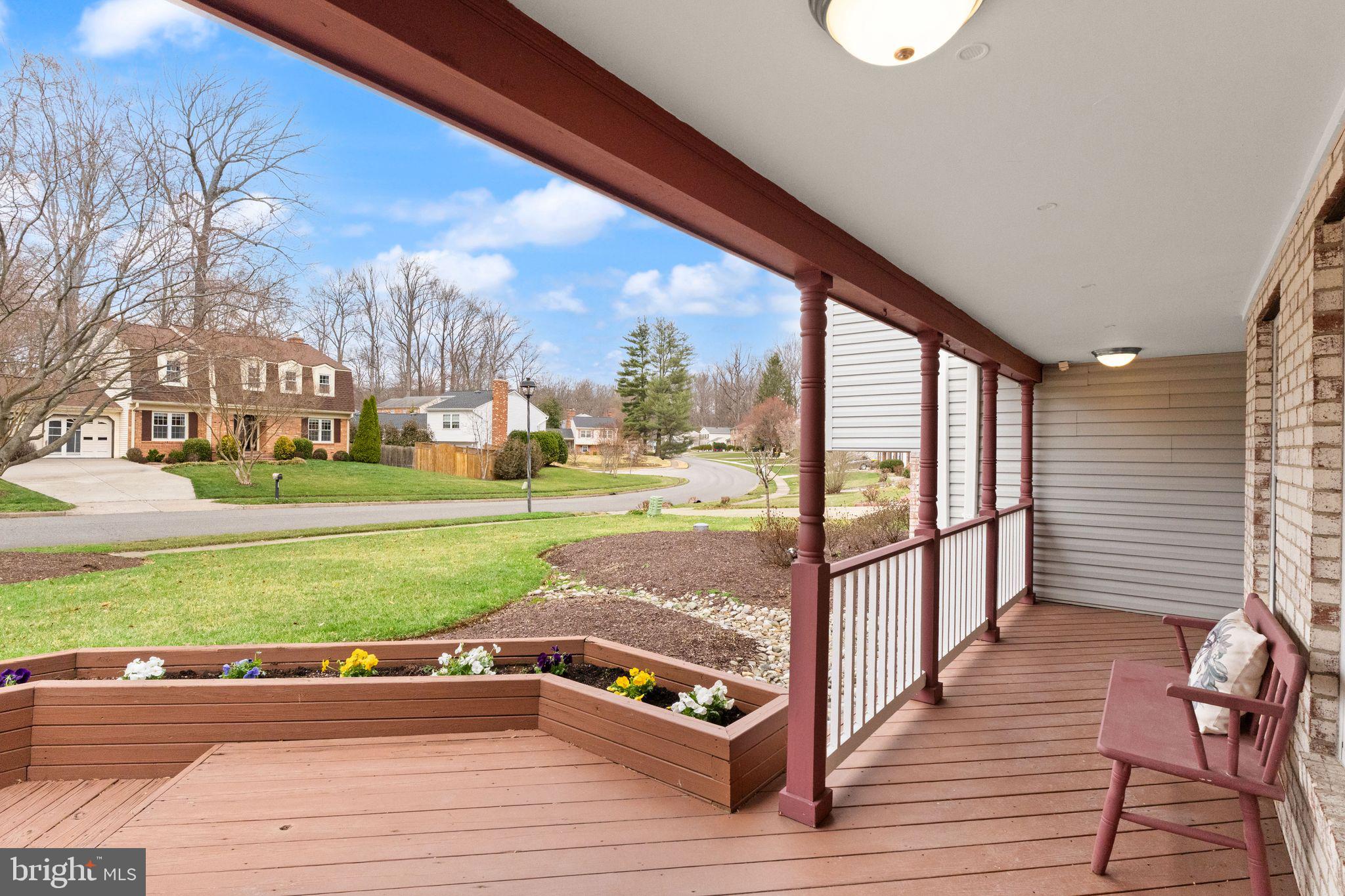 BURKE STATION SQUARE - Residential