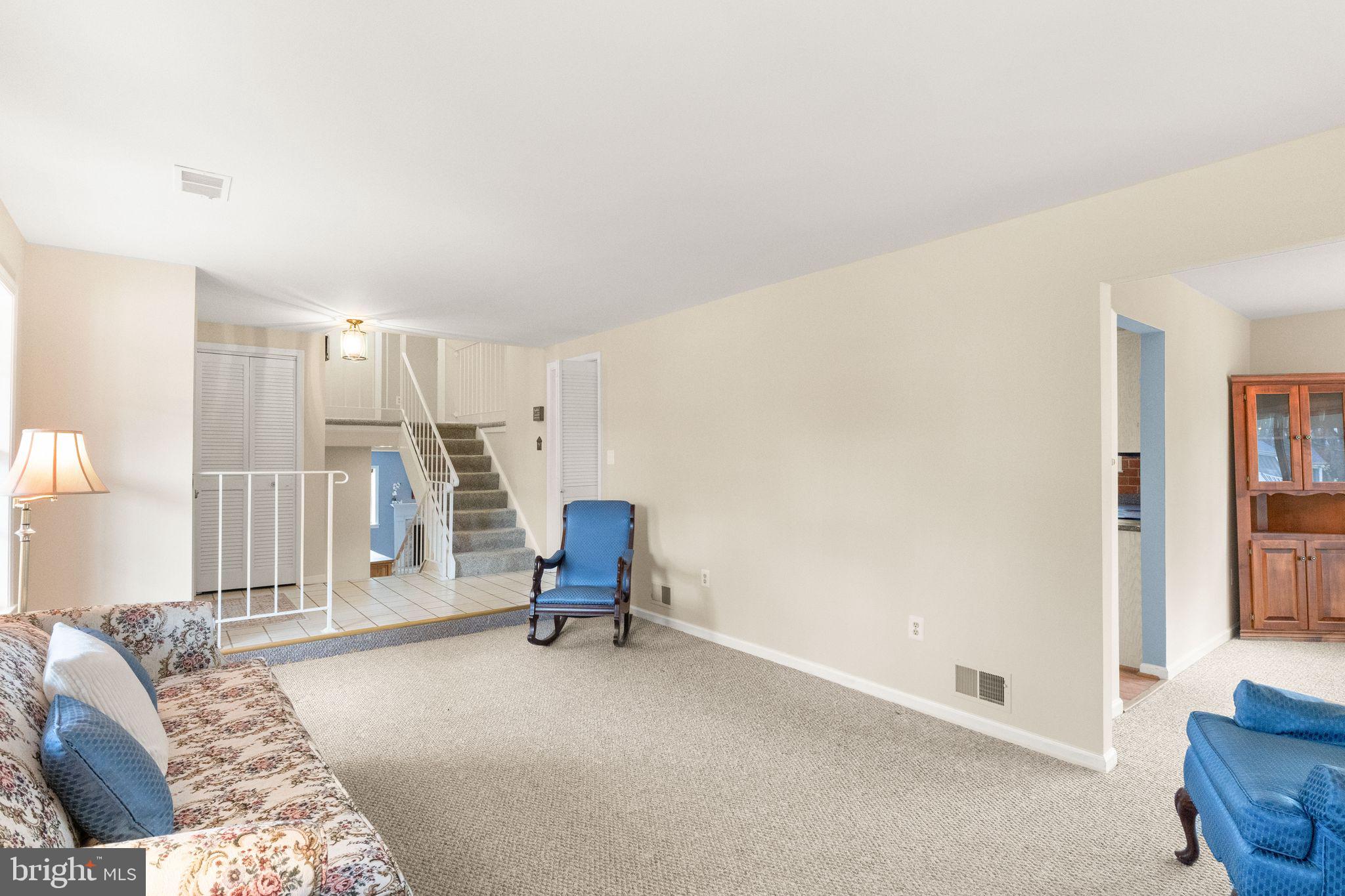 BURKE STATION SQUARE - Residential