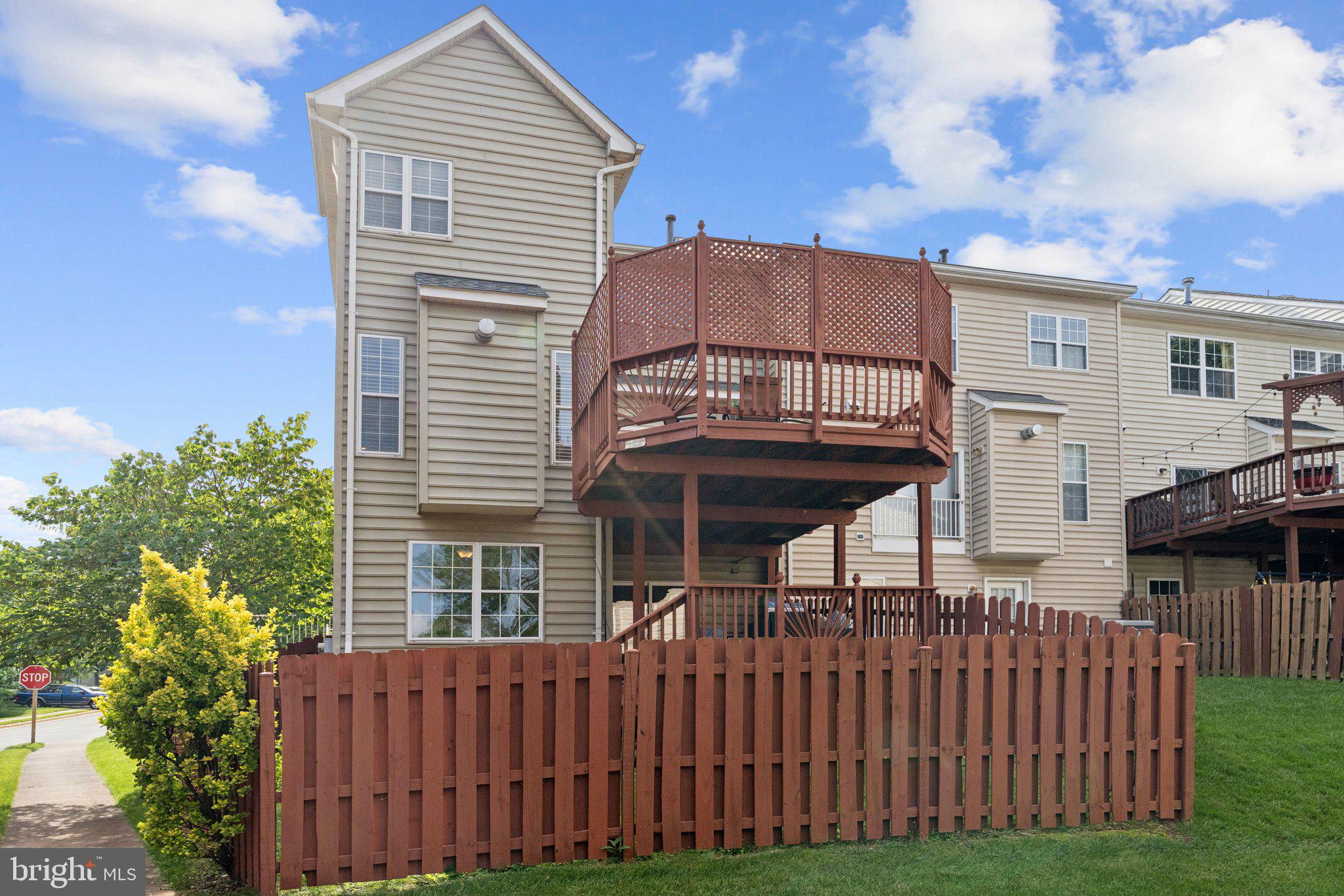 GREAT FALLS CHASE - Residential