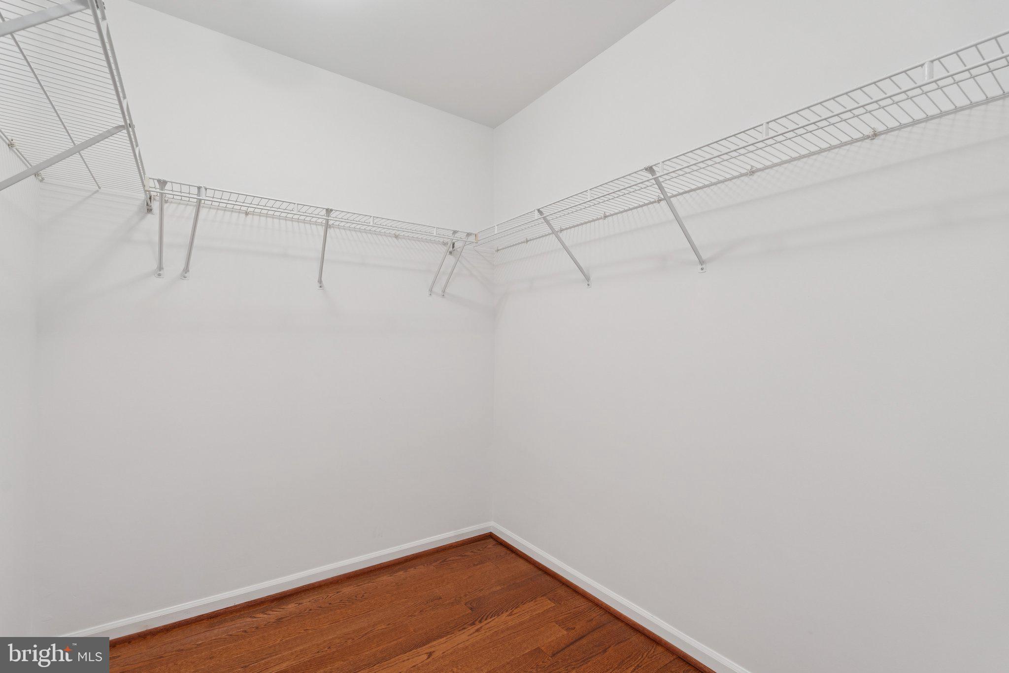 GREAT FALLS CHASE - Residential