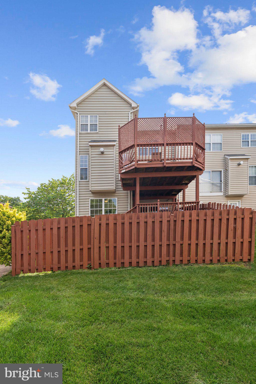 GREAT FALLS CHASE - Residential