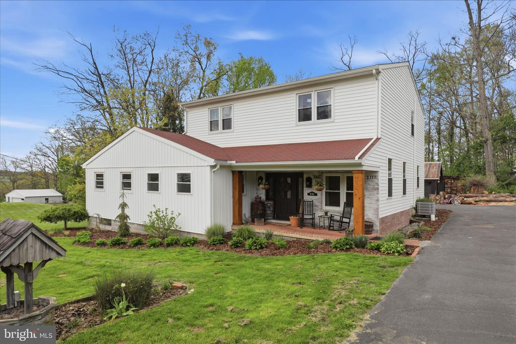 Photo of 441 Smokestown Road, DENVER, PA 17517 (MLS # PALA2087814)