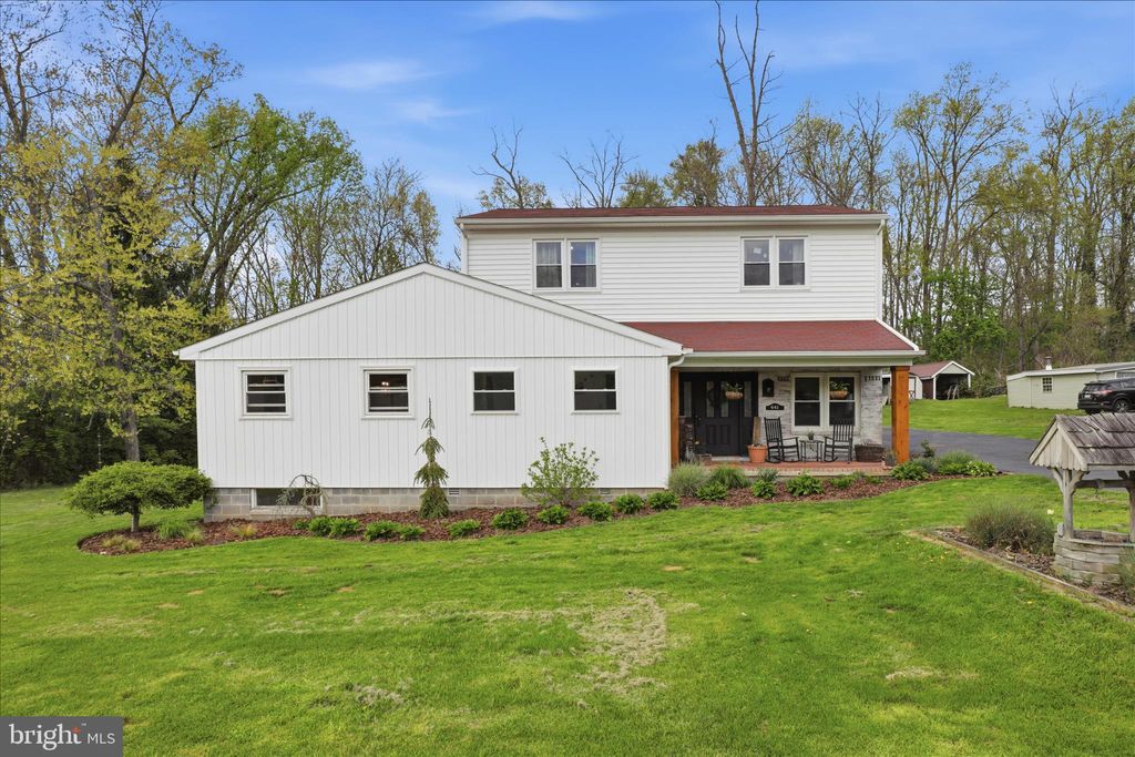 Photo of 441 Smokestown Road, DENVER, PA 17517 (MLS # PALA2087814)