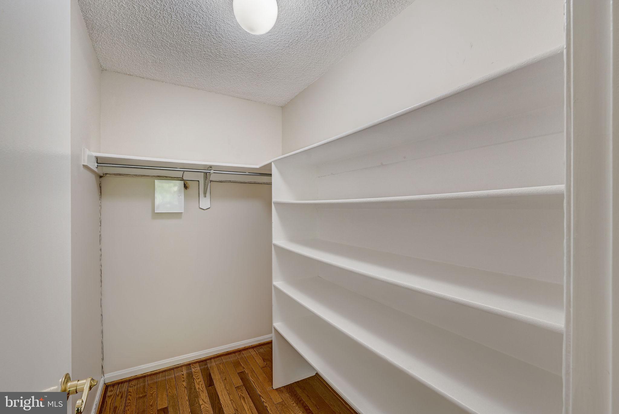 CHURCHILL VIEW - Residential Lease