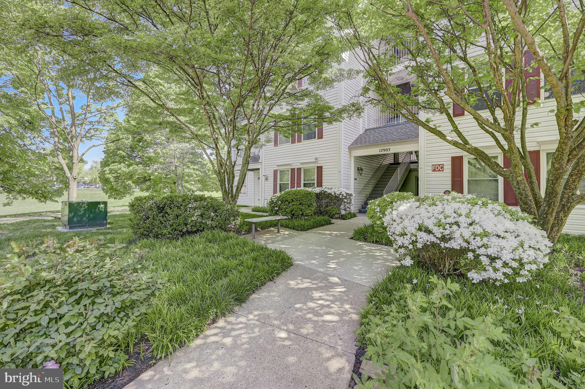 CHURCHILL VIEW - Residential Lease