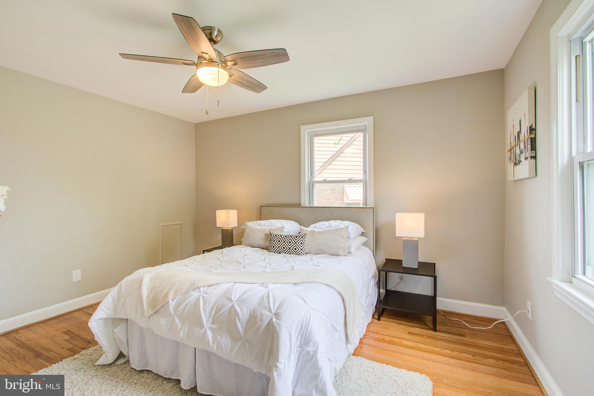 WHEATON HILLS - Residential