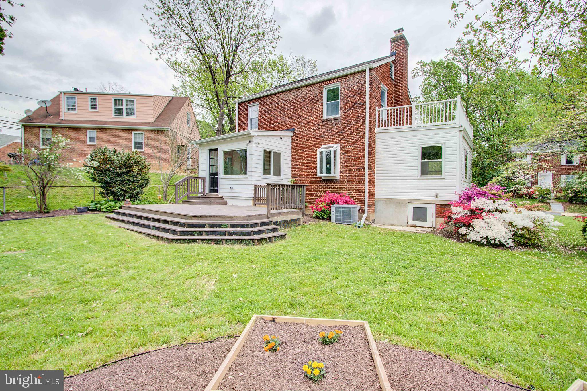 WHEATON HILLS - Residential