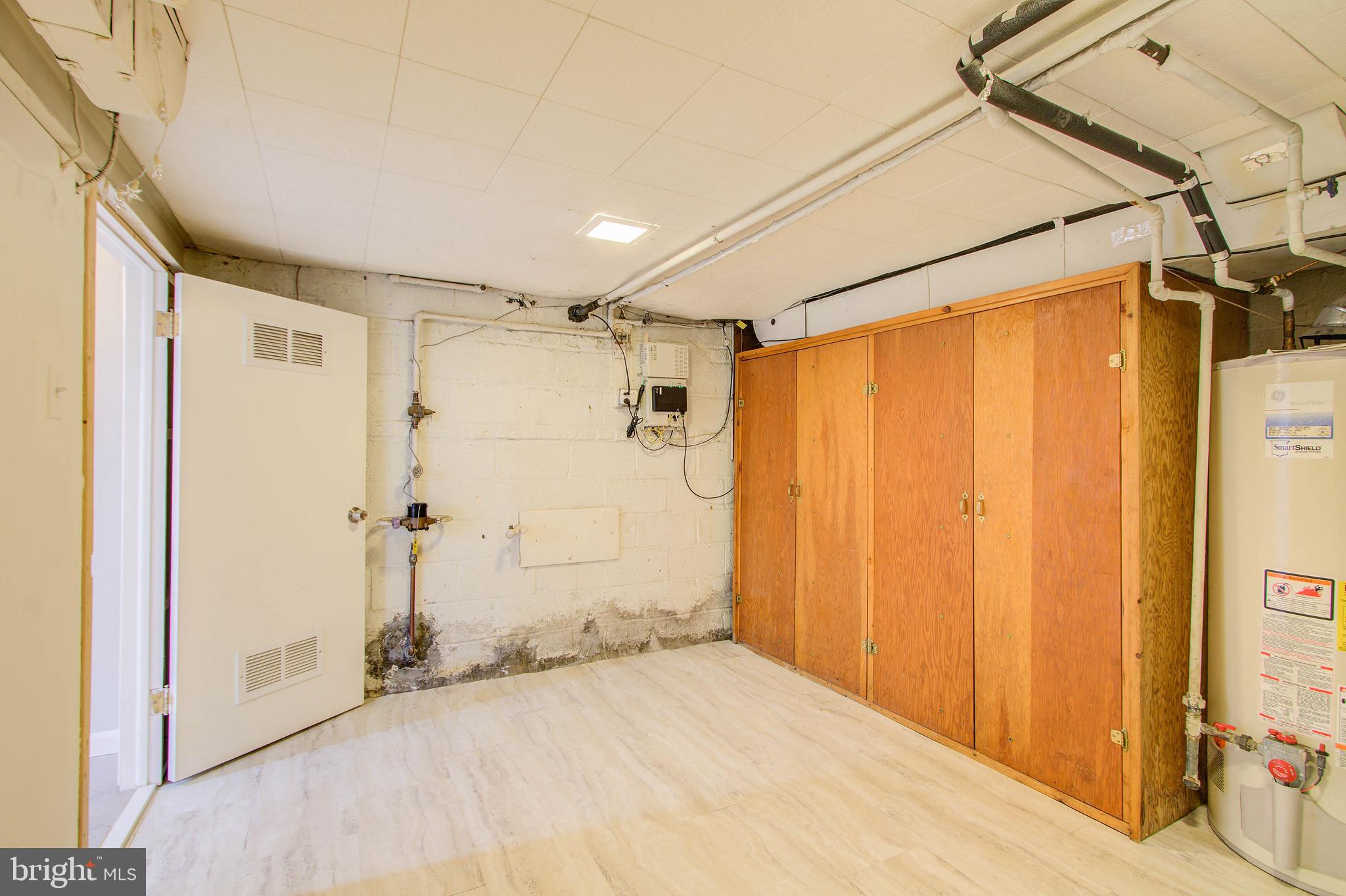 WHEATON HILLS - Residential