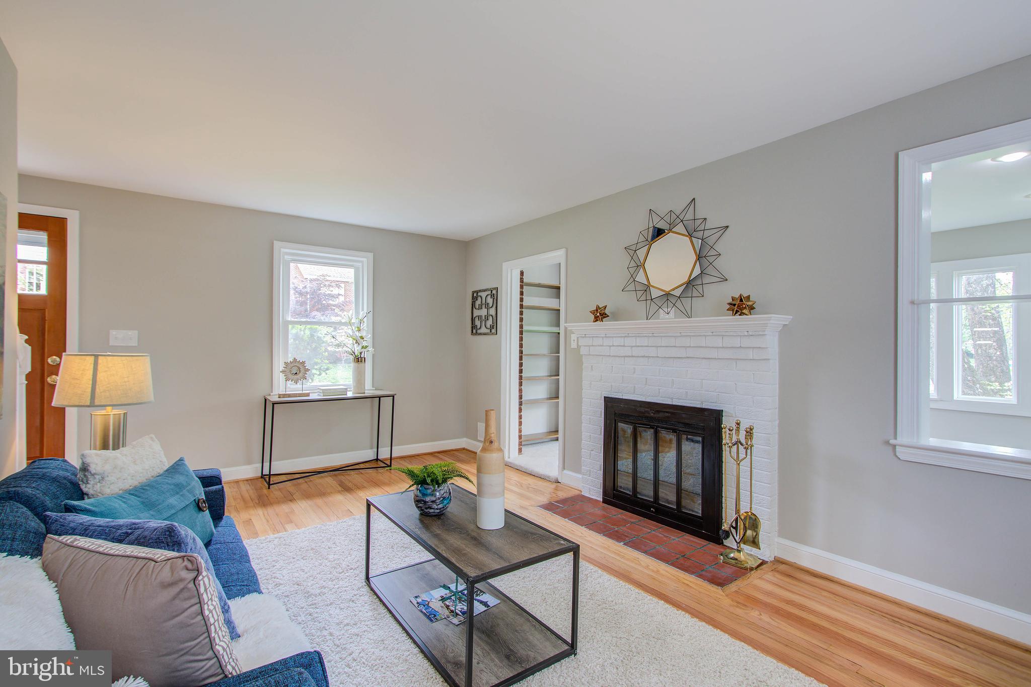 WHEATON HILLS - Residential