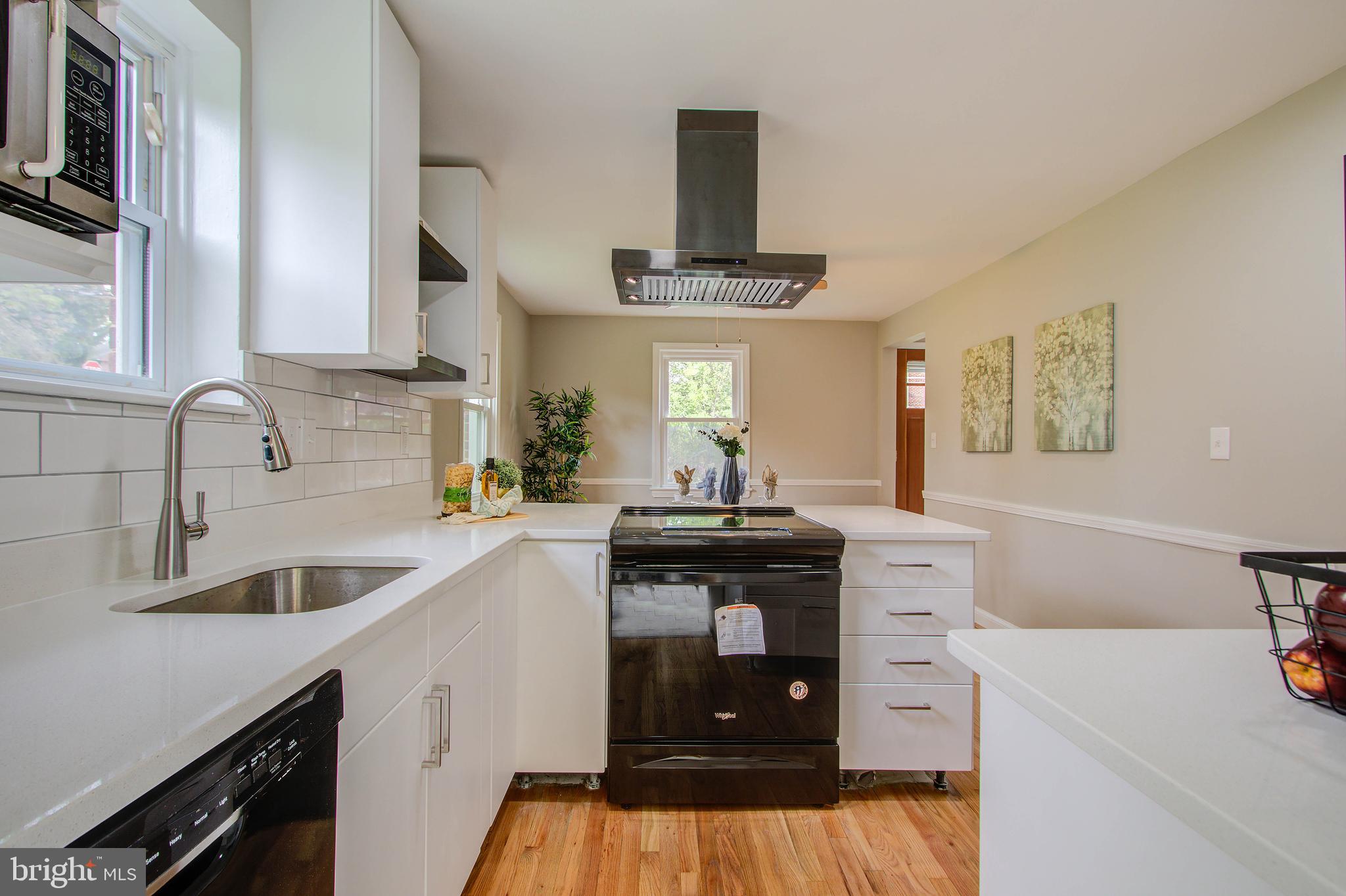 WHEATON HILLS - Residential