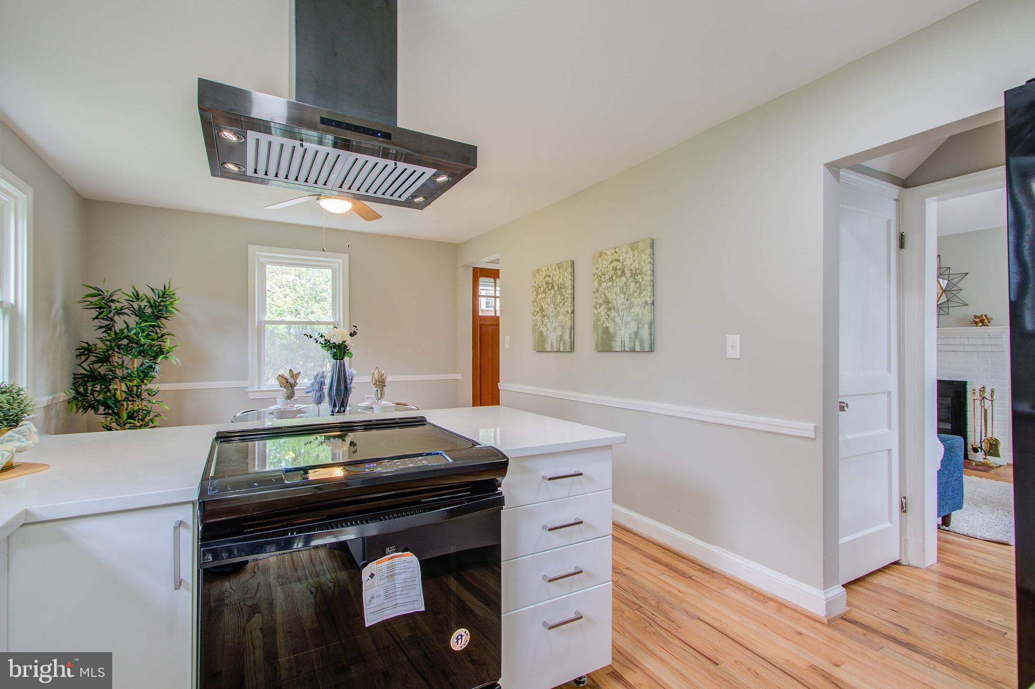 WHEATON HILLS - Residential