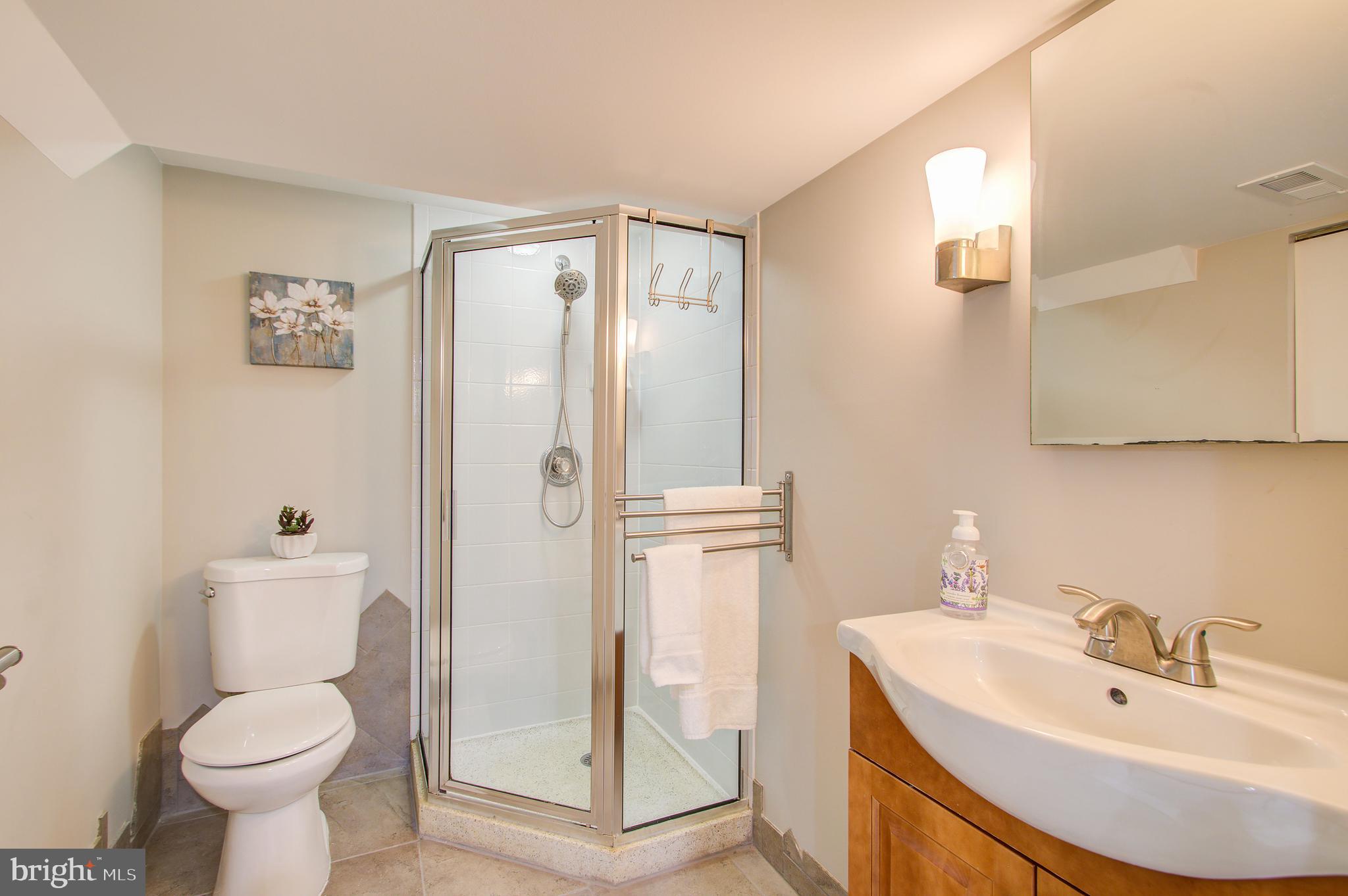 WHEATON HILLS - Residential