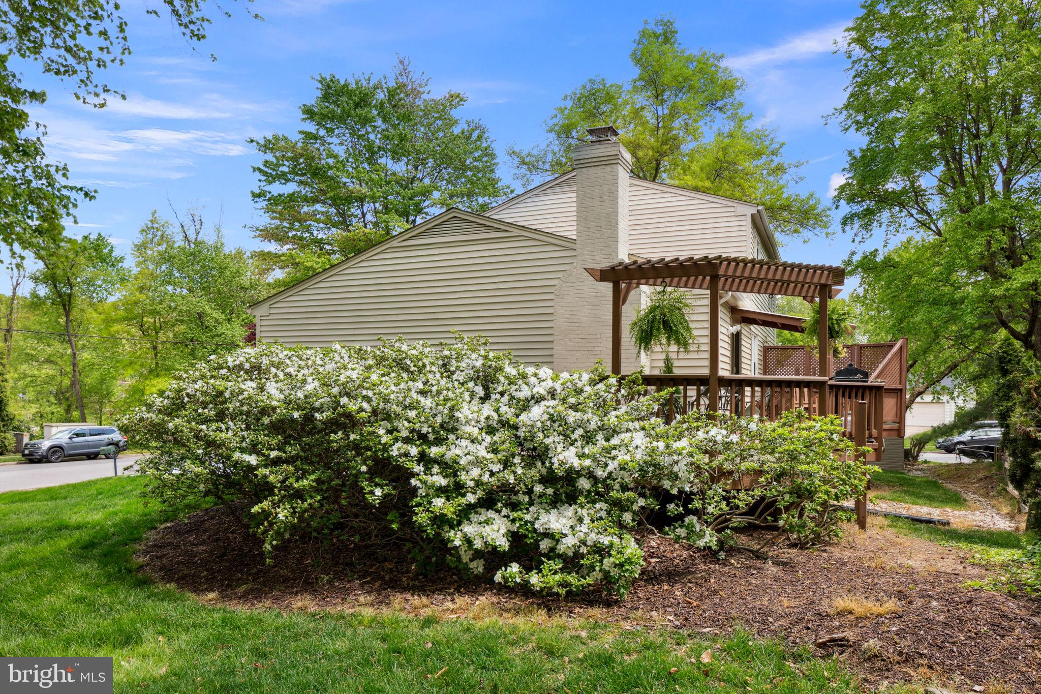 HENSLEY ESTATE - Residential