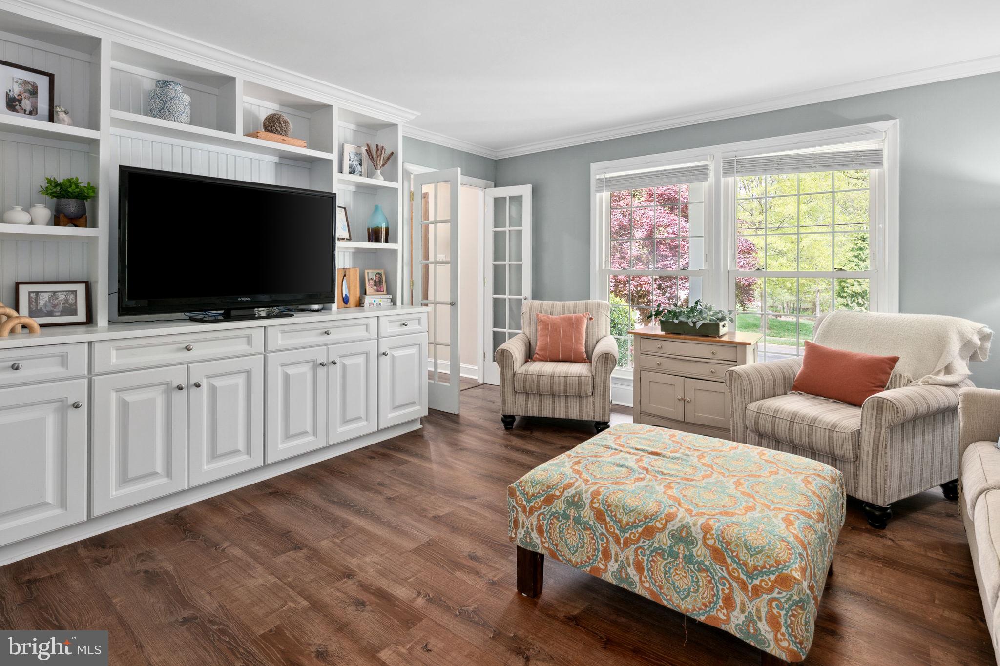 HENSLEY ESTATE - Residential