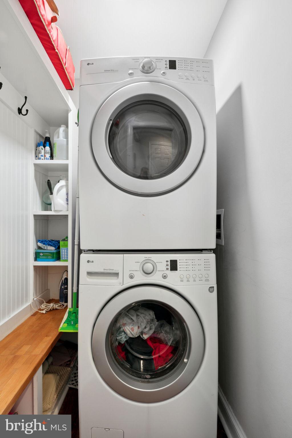 HENSLEY ESTATE - Residential