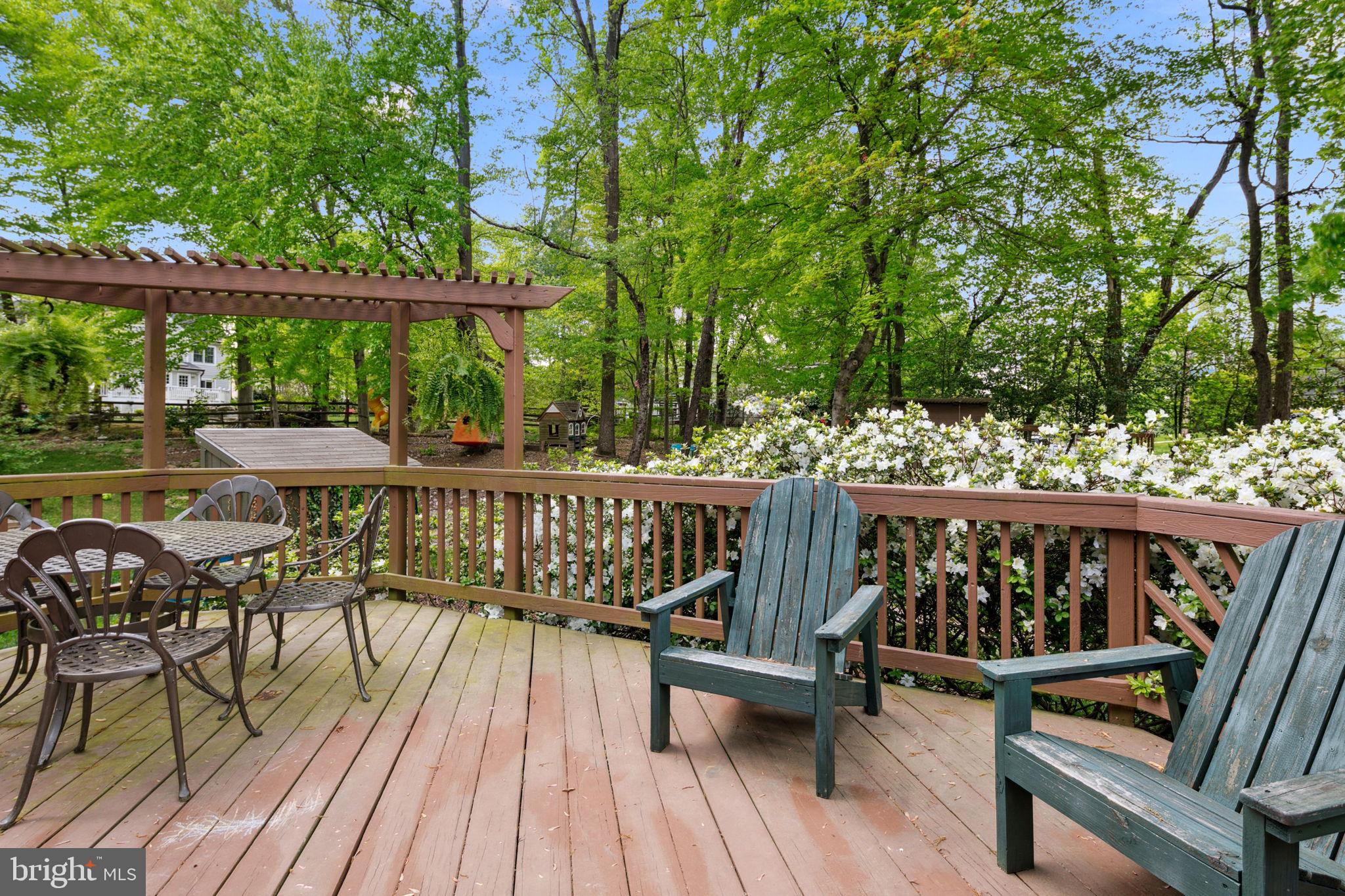 HENSLEY ESTATE - Residential