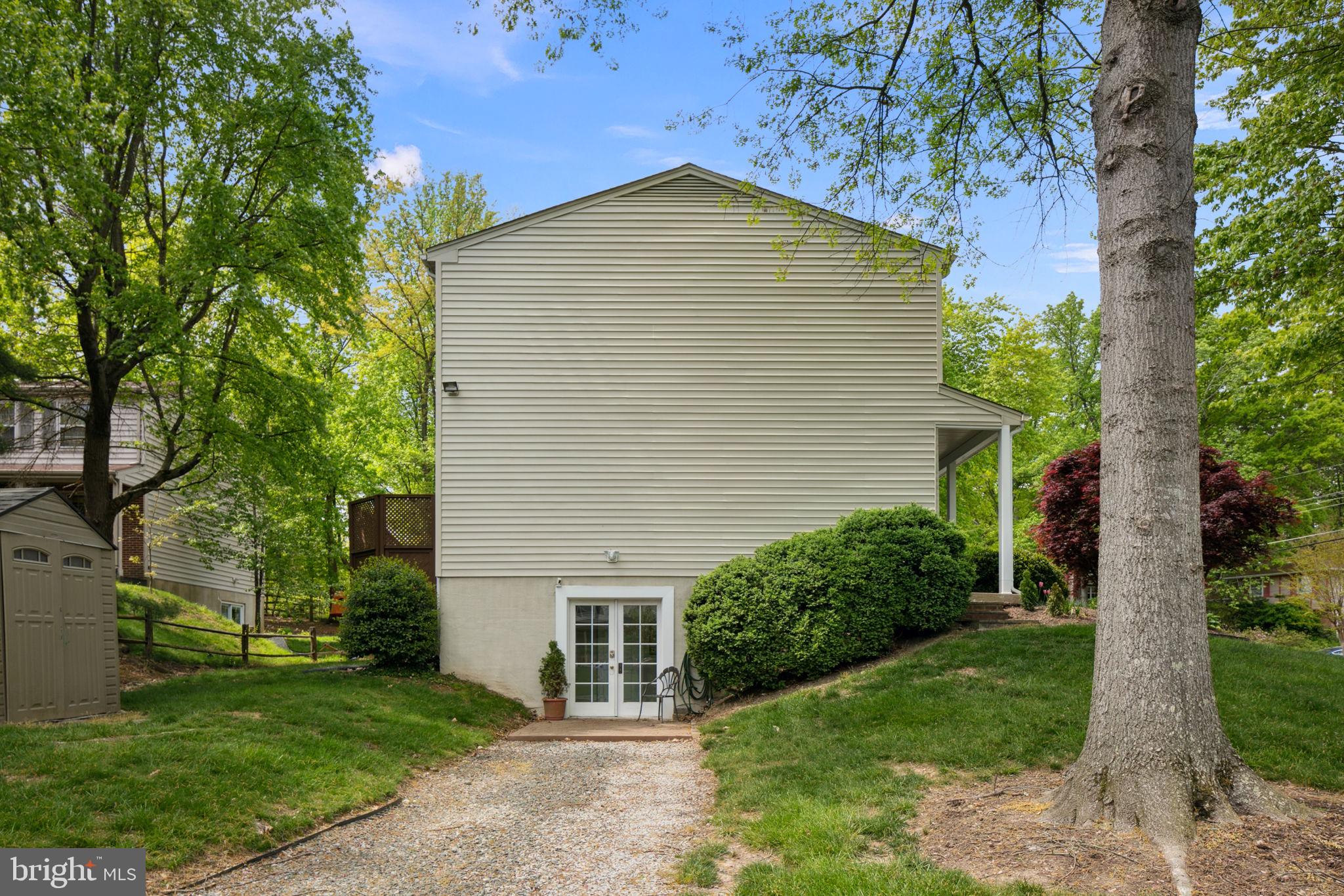 HENSLEY ESTATE - Residential